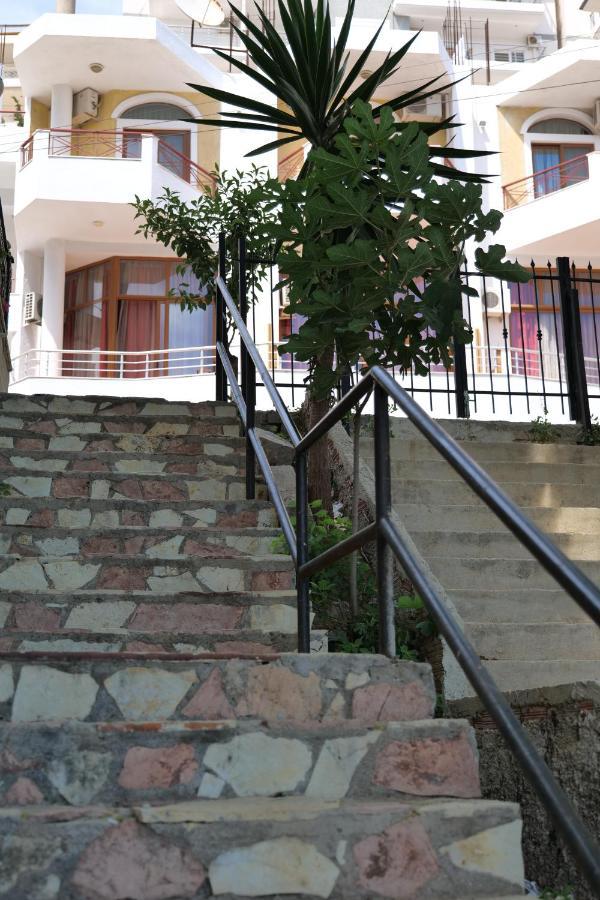 Hotel Ceka Sarandë 외부 사진
