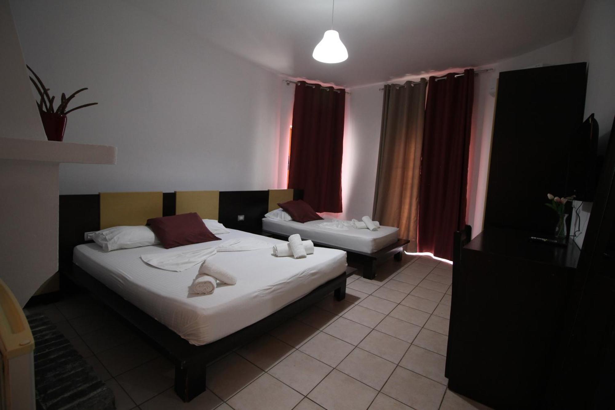 Hotel Ceka Sarandë 외부 사진