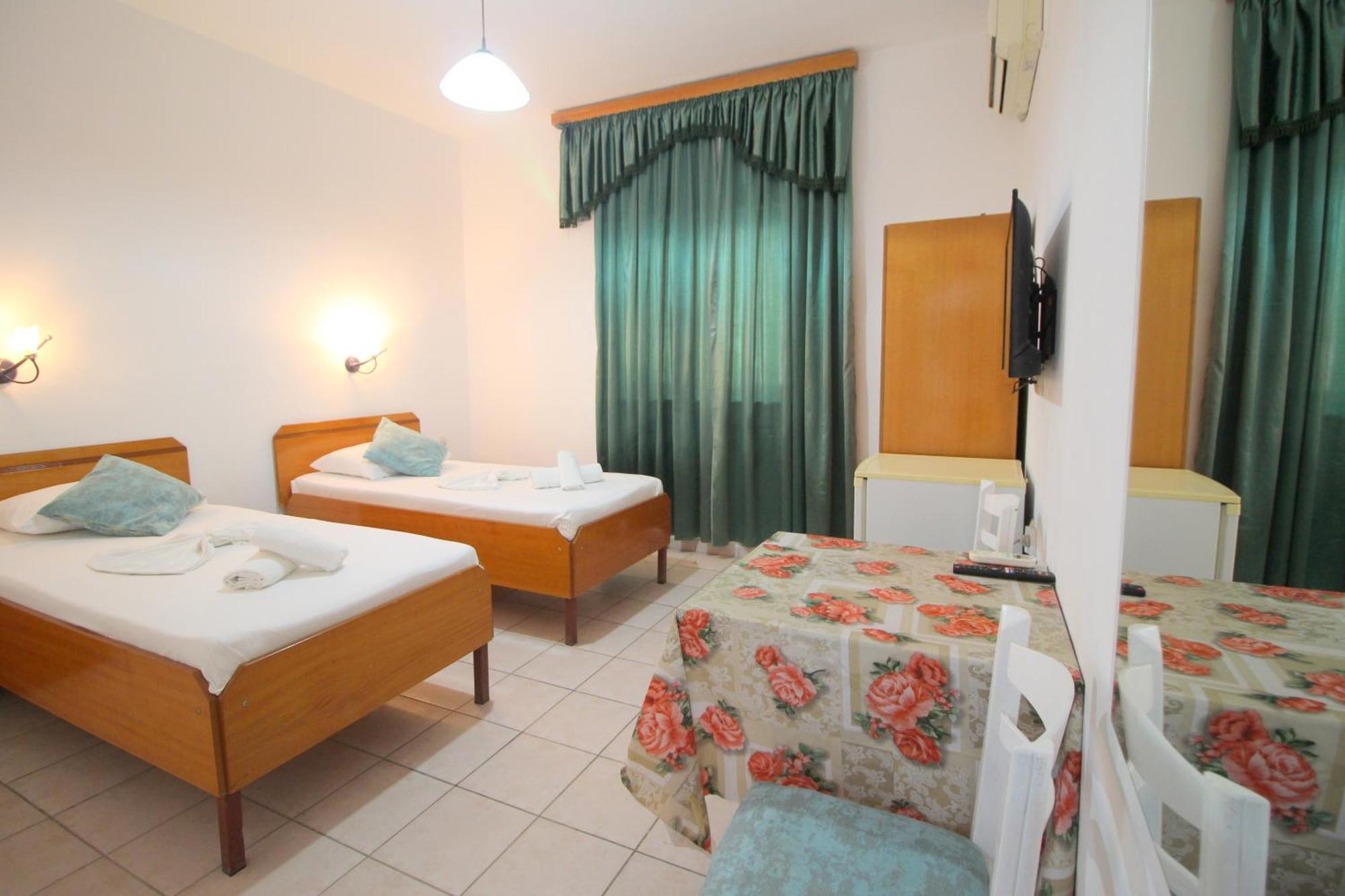 Hotel Ceka Sarandë 외부 사진