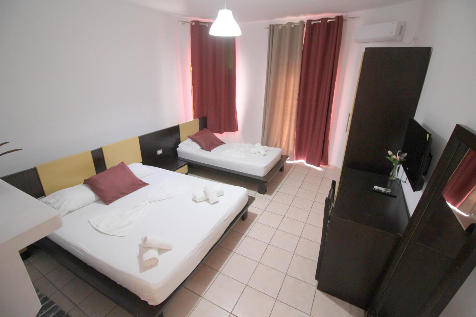 Hotel Ceka Sarandë 외부 사진
