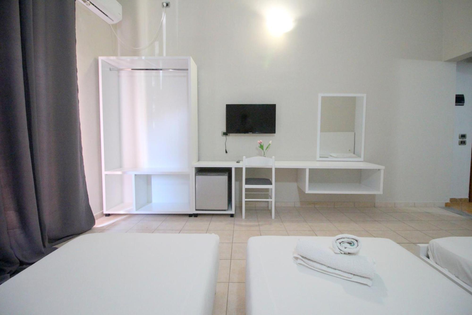 Hotel Ceka Sarandë 외부 사진