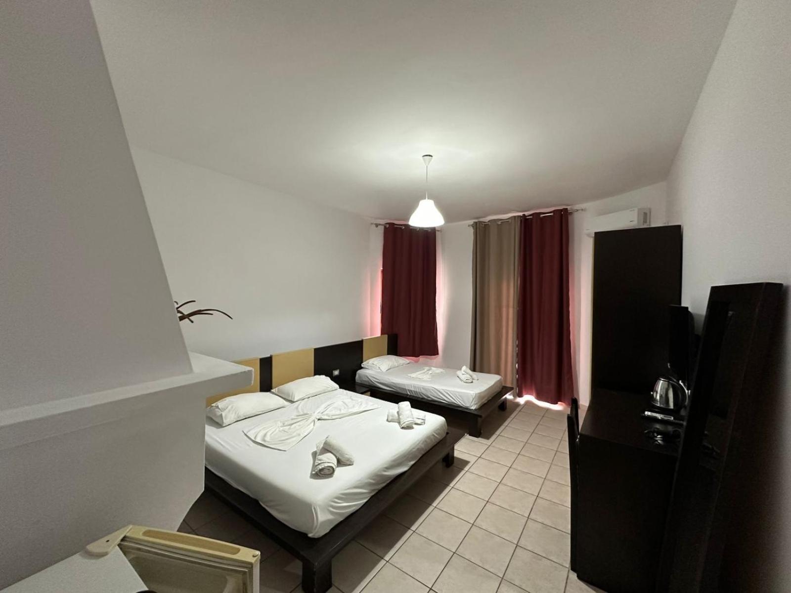 Hotel Ceka Sarandë 외부 사진