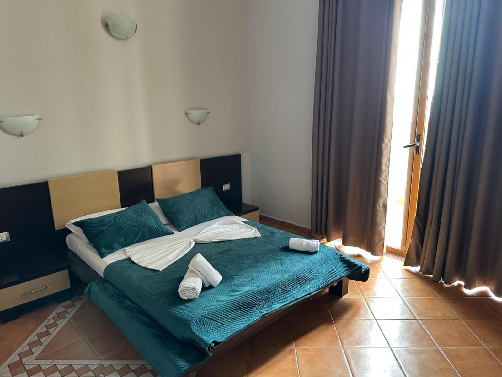 Hotel Ceka Sarandë 외부 사진